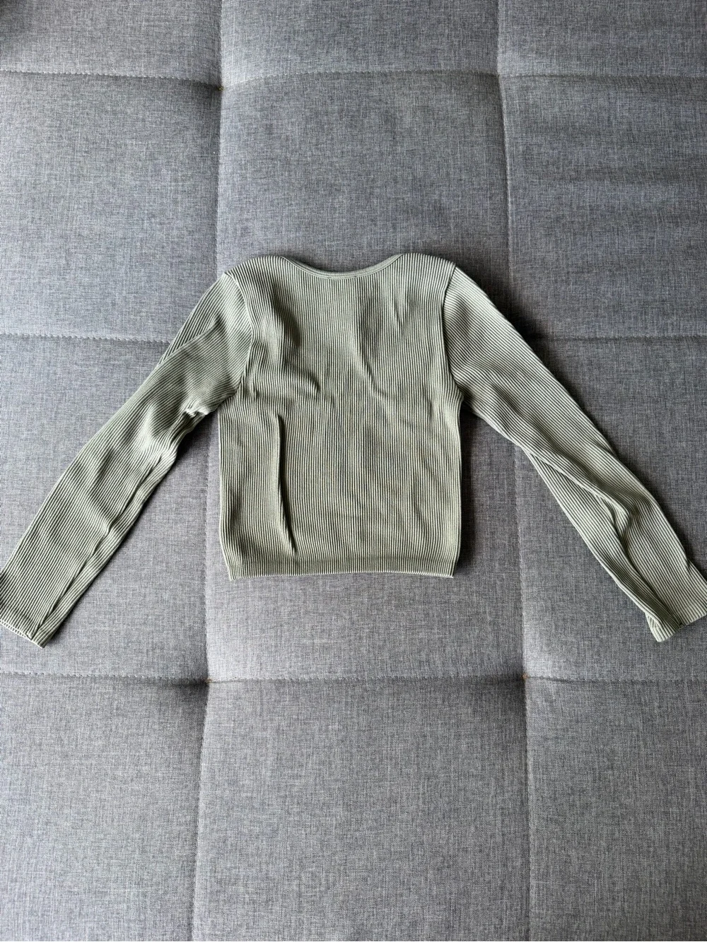 Zara Olive Ribbed Scoop-Neck Long Sleeve Crop Top